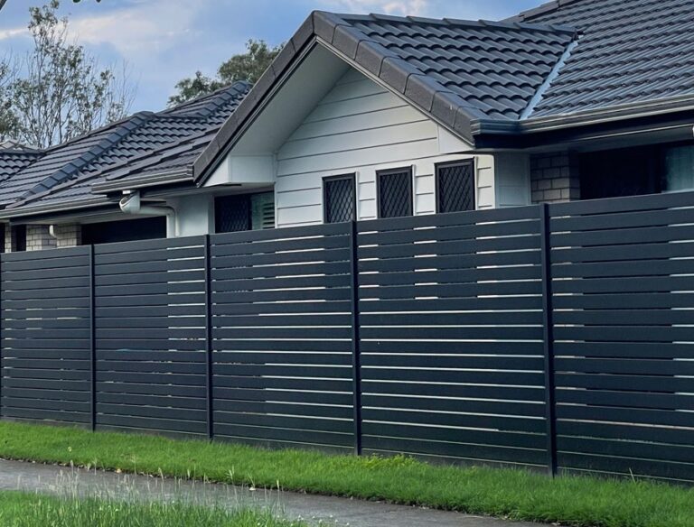 Aluminum Slat Fence