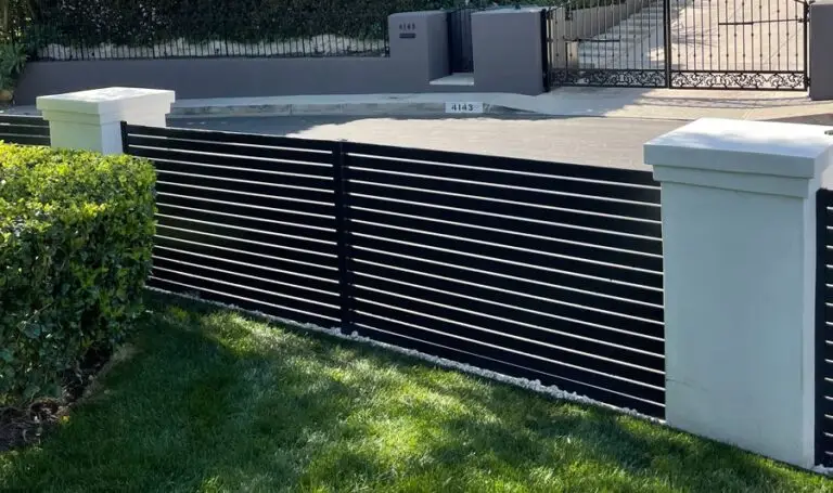 Aluminum Slat Fence